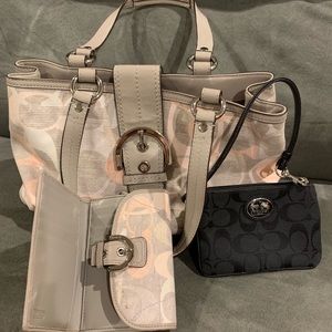 Coach purse wallet and wristlet
